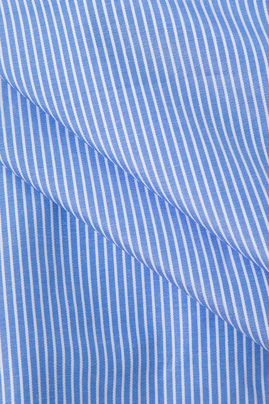 Chemise courte surdimensionnée à rayures fines et poignets roulés