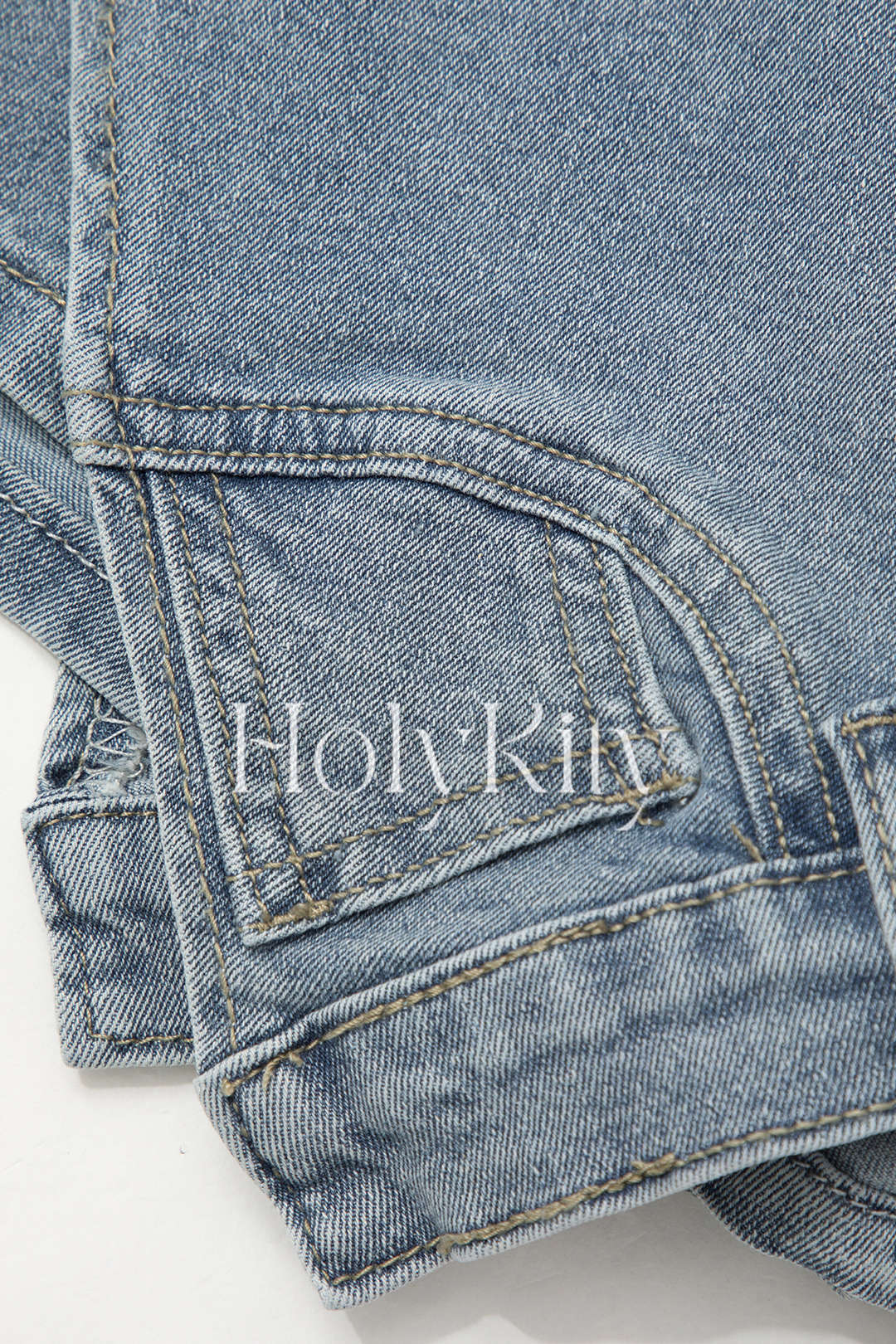 Asymmetrische Jeansshorts