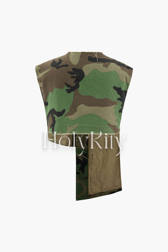 Asymmetrisches ärmelloses Hemd mit Camouflage-Print