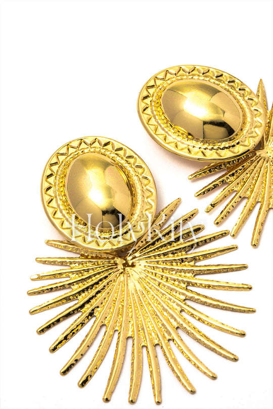 Tropfenohrringe mit Golddekor