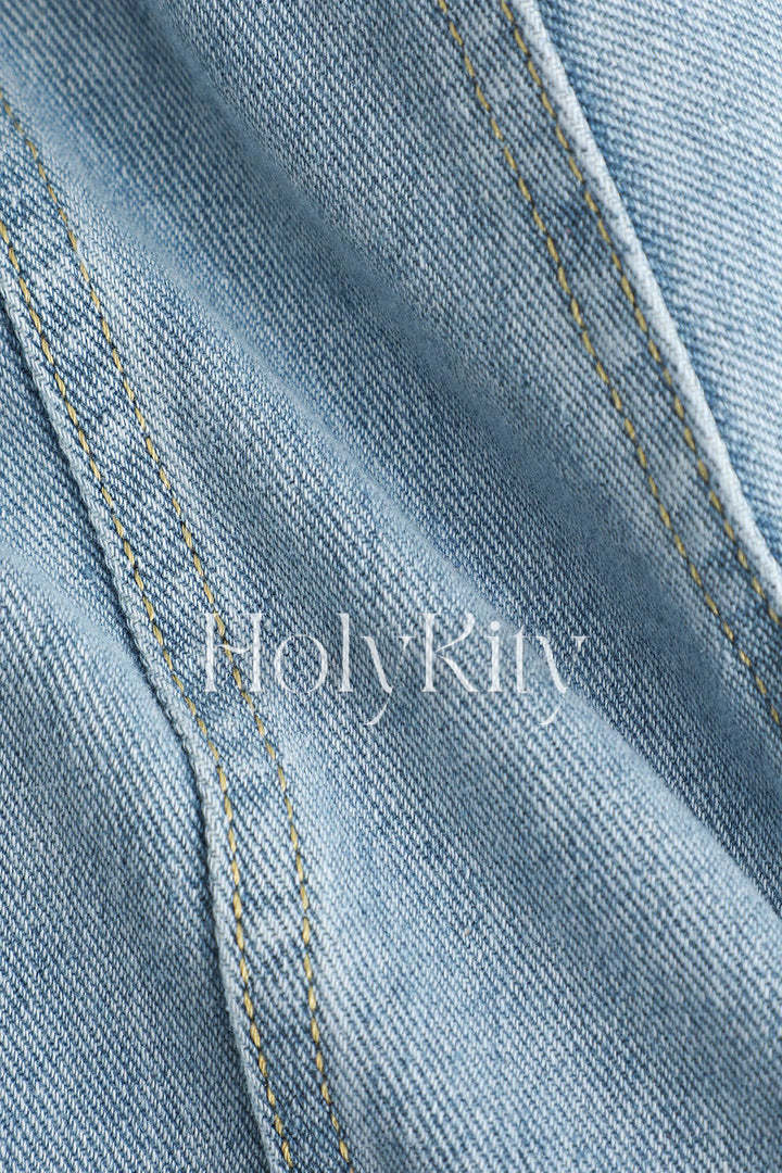 Jeansshorts mit Kontrastnähten