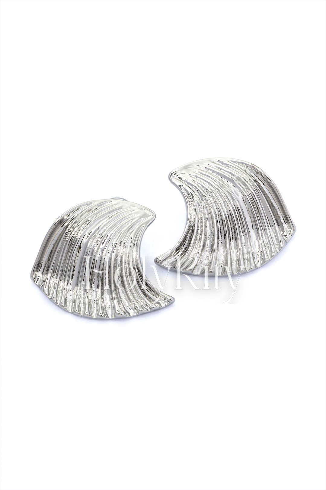 Shell Design Earrings