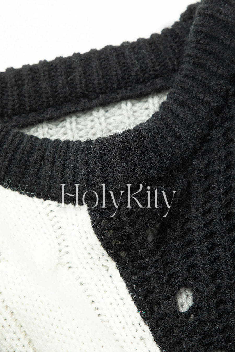 Pullover mit Rundhalsausschnitt und kontrastierenden Jeansnähten