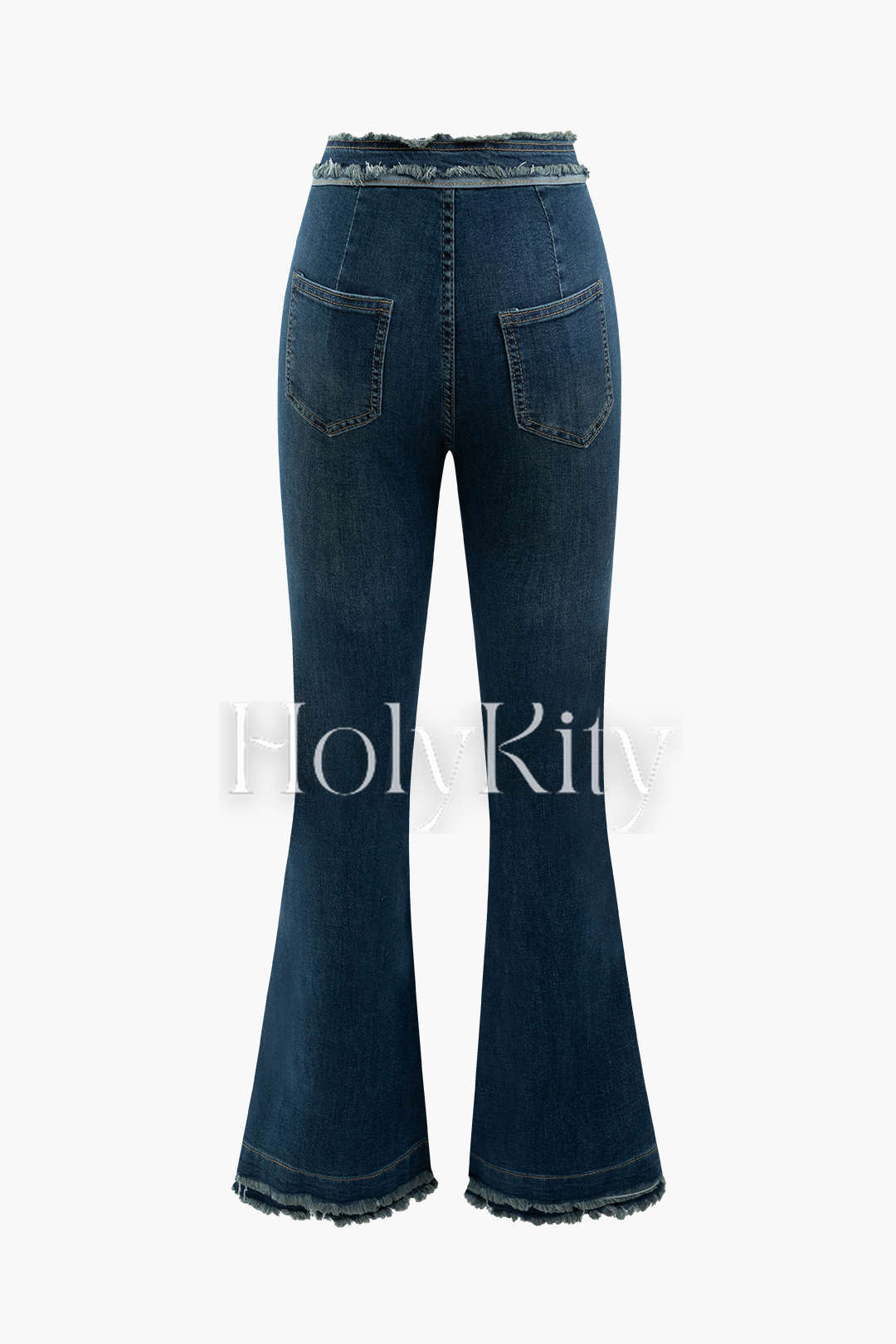 Jeans mit ausgefranstem Saum und ausgestelltem Bein