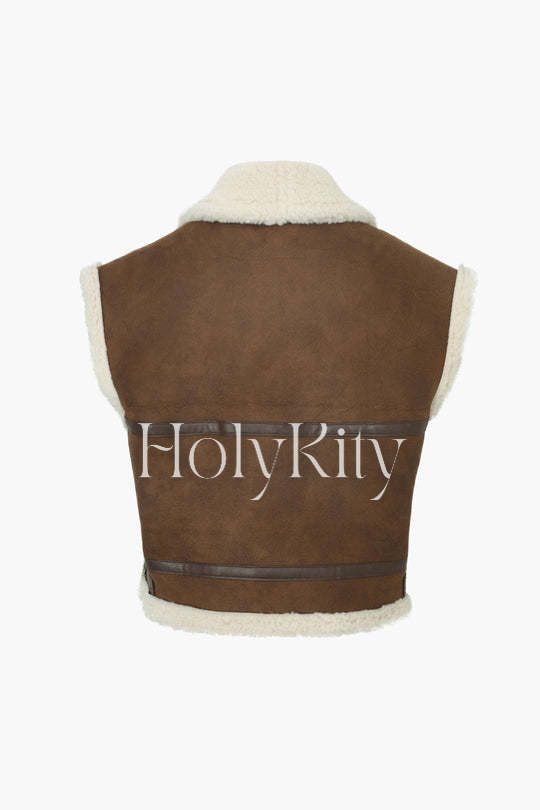 Gilet en daim avec bordure en fausse fourrure