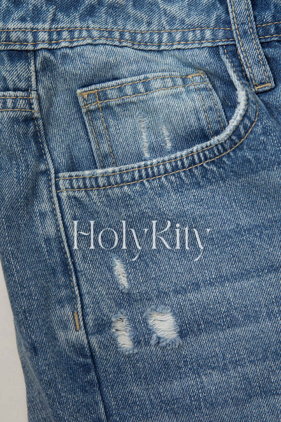 Zerrissene Jeans mit geradem Bein
