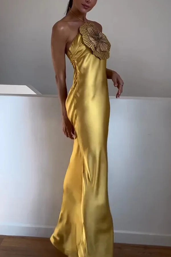Fashionable Beaded Large Flower Decoration Halter Neck Backless Maxi Dress
