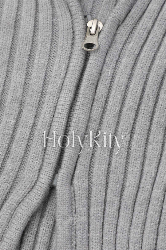 Kurzer Strickcardigan mit Reißverschluss