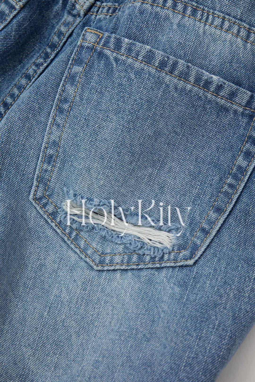 Zerrissene Jeans mit geradem Bein