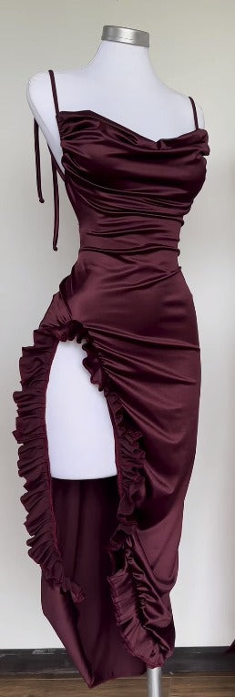 Sexy backless suspender skirt