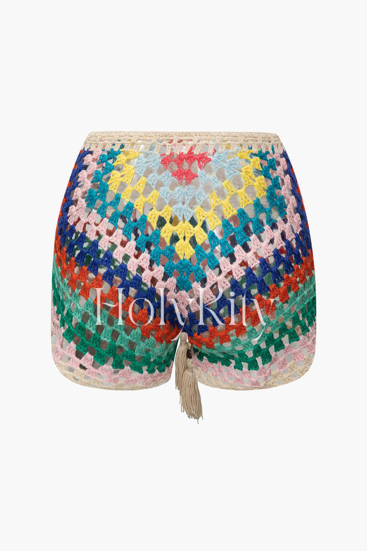 Set aus Tube-Top und Shorts mit Häkelmuster und Schnürung vorne in Regenbogenfarben
