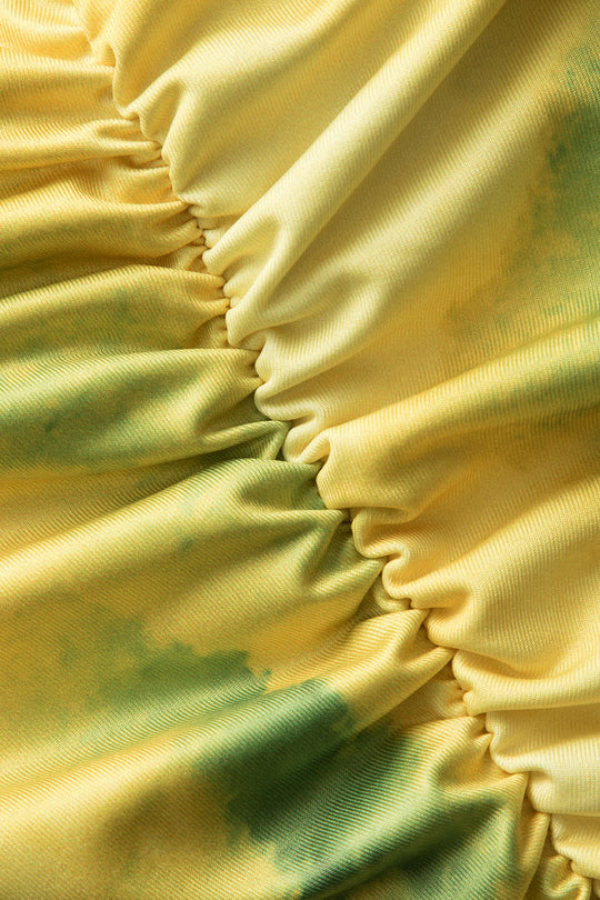 Robe longue à volants et col licou à imprimé abstrait