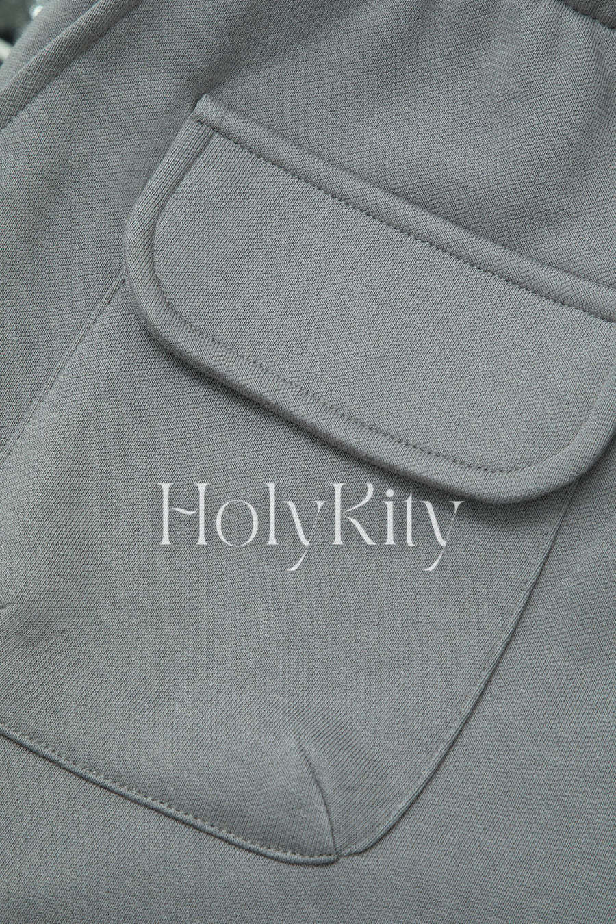 Hose mit hoher Taille, Kordelzug und Pattentasche und geradem Bein