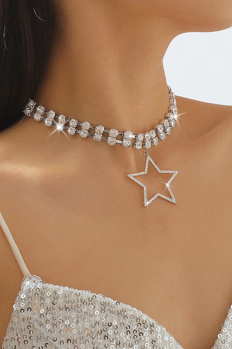Modisches Halsband mit Sternanhänger und Strasssteinen 