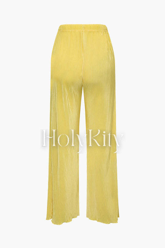 Ensemble haut court plissé à col en V et pantalon à ourlet ondulé 
