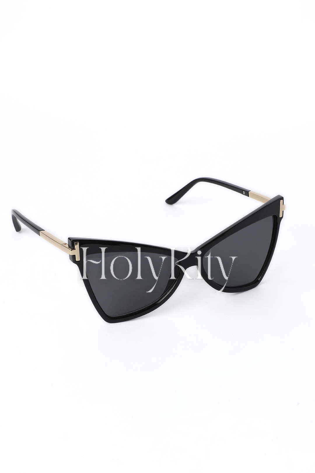 Lunettes de soleil œil de chat inclinées 