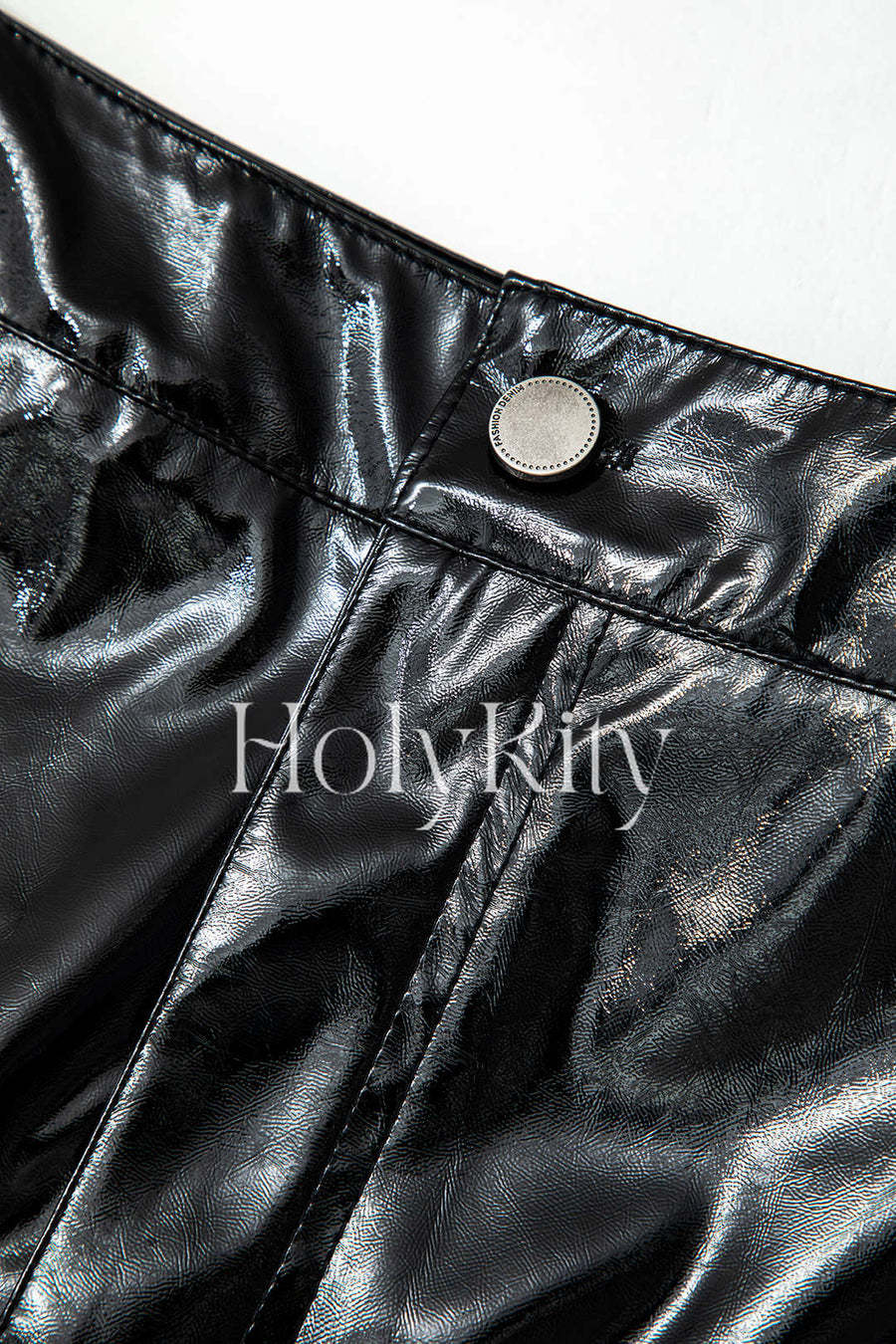 Mini-jupe taille haute en similicuir verni 