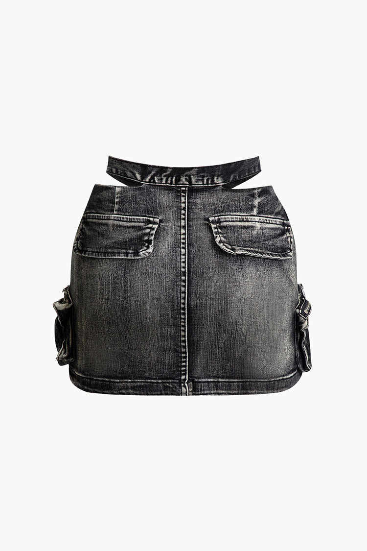Mini-jupe en jean avec ceinture à boucle croisée 