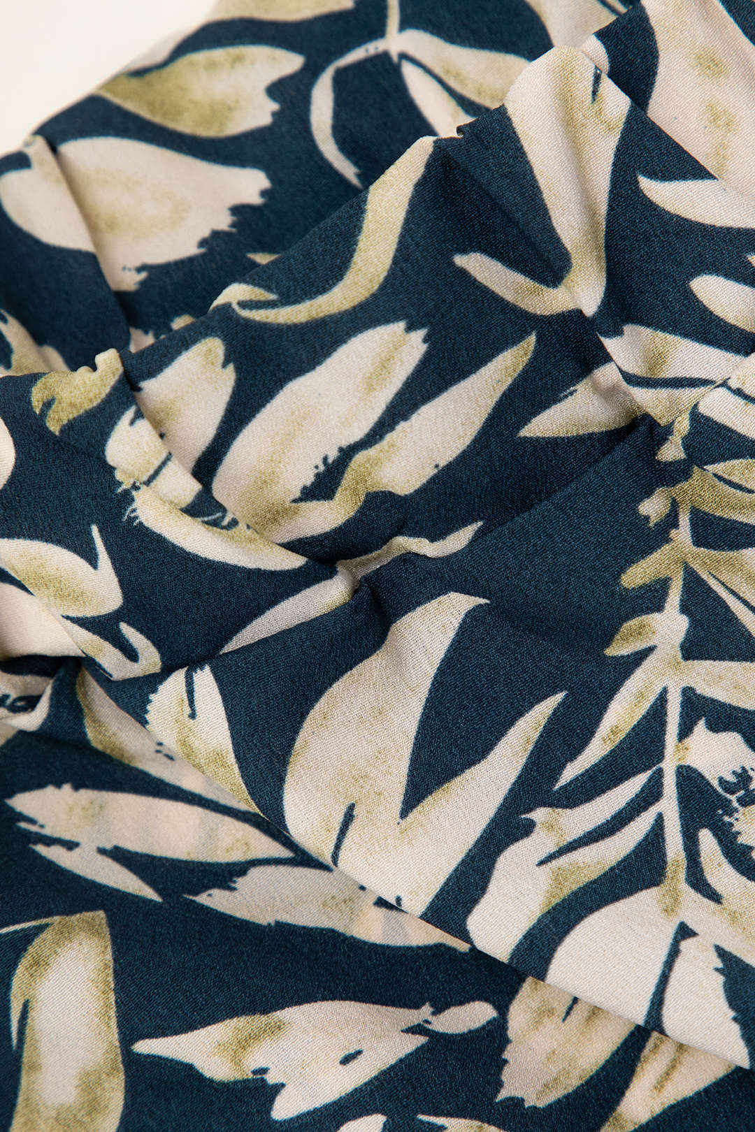 Leaves Print Elastic Waist Wide Leg Pants