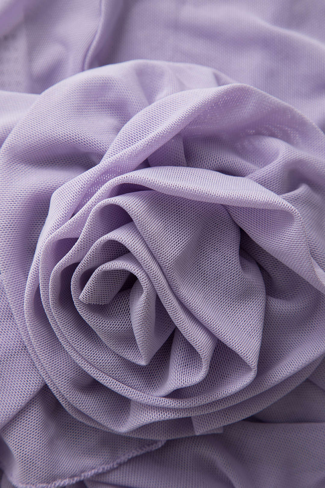 Rückenfreies Minikleid aus Netzstoff mit Corsage-Rüschen 