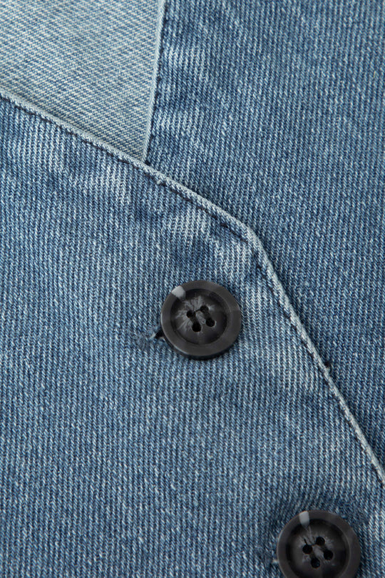 Denim-Damenmantel mit V-Ausschnitt und Knopfleiste 