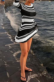 STRIPED LONG FLARE SLEEVE BACKLESS VACATION MINI DRESSES