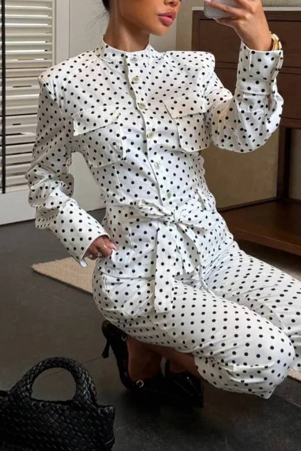 Vintage Polka‑Dot Stand‑Collar Belted Top & Capri Pants Set