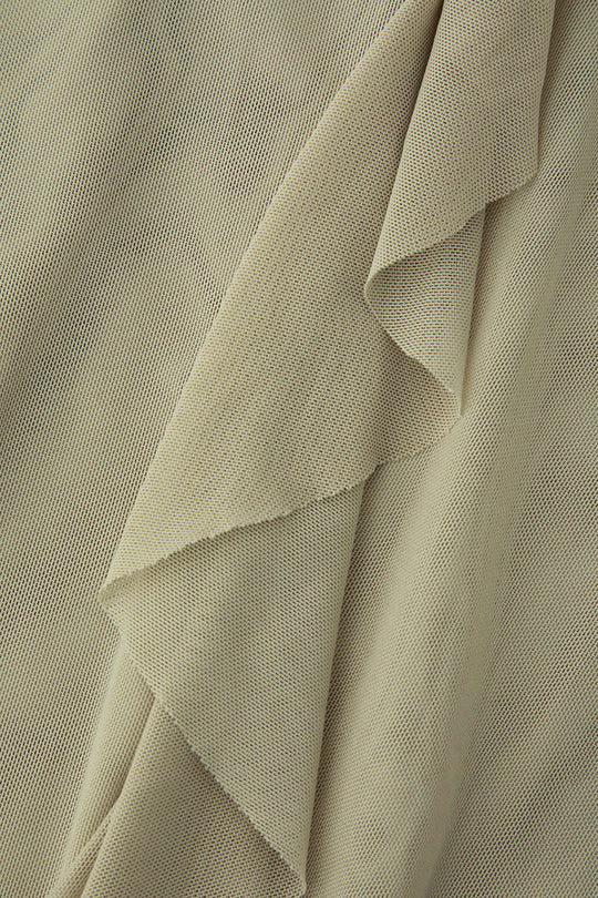 Maxikleid mit Kapuze, Rüschensaum und Schlitz 