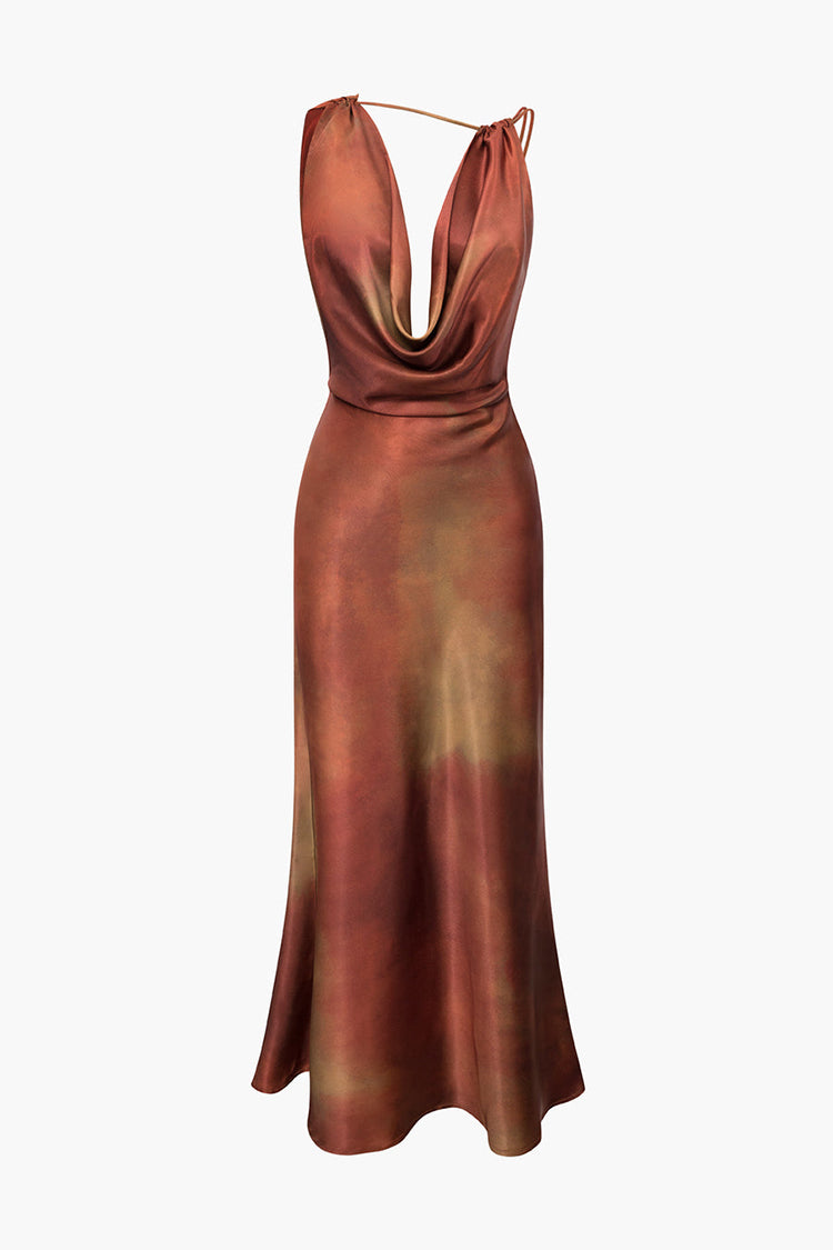 Asymmetrisches Maxikleid aus Satin mit Wasserfallausschnitt und Batikmuster 