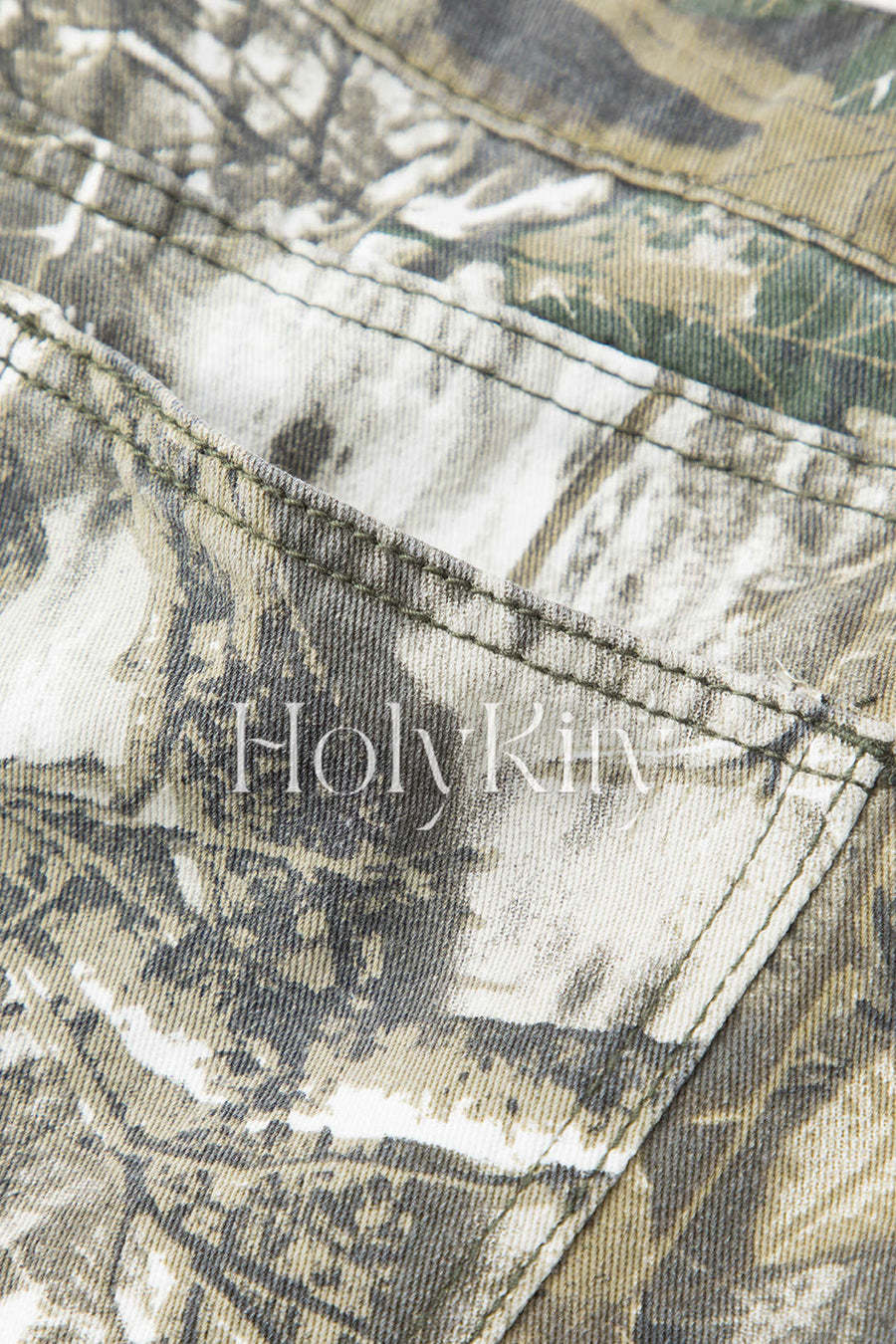 Gerade geschnittene Jeans mit abstraktem Print 
