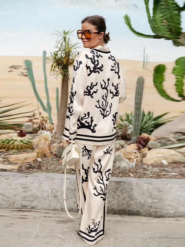 Flight And Comfortable Satin Unique Print Elastic Waist Pocketed Wide Leg Pants
