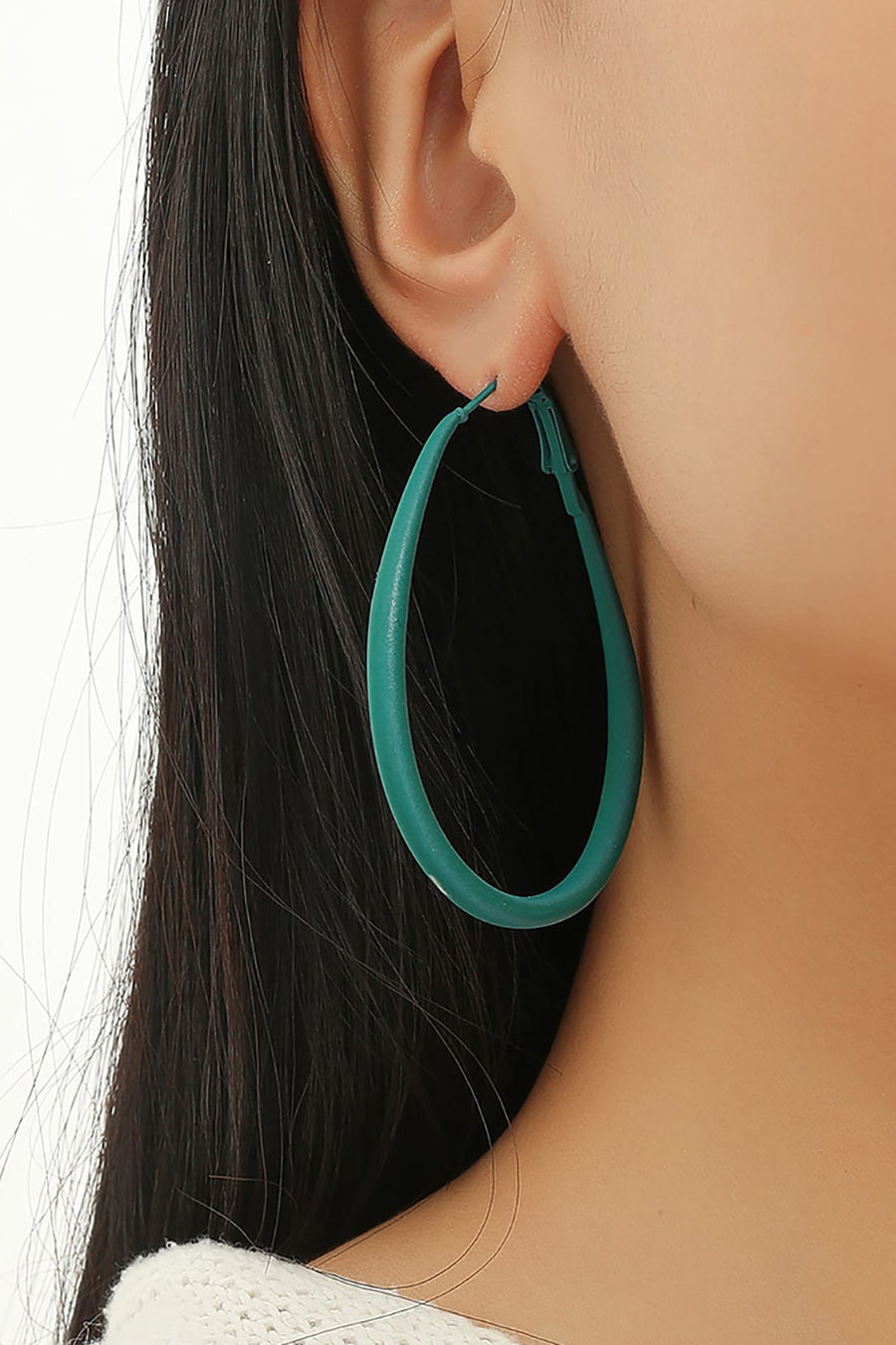 Boucles d'oreilles créoles en métal 