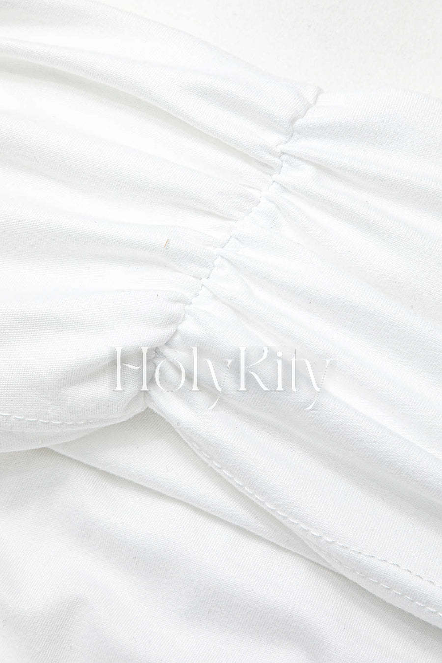 Robe longue à épaules dénudées et manches longues