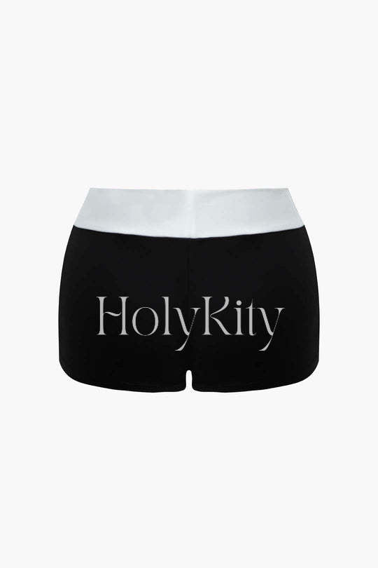 Kontrastierendes Set aus schulterfreiem Langarm-Top und Shorts mit seitlicher Schnürung 