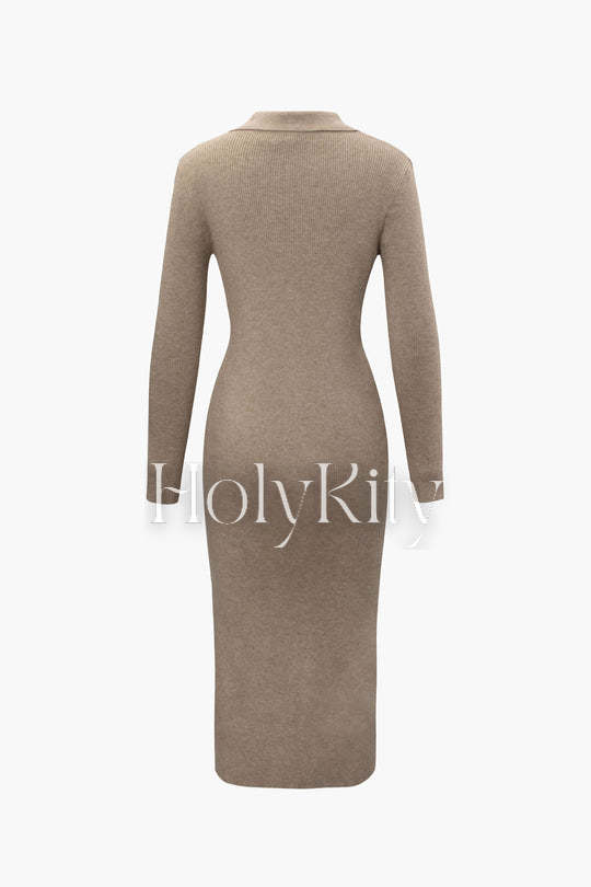 Langärmliges Midikleid aus Rippstrick 