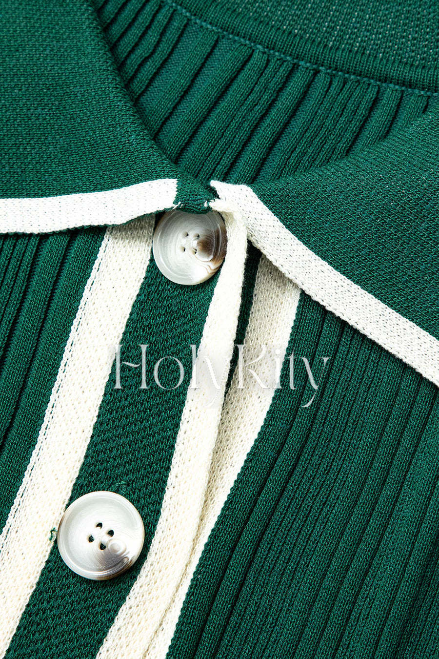 Robe en maille boutonnée à bordure contrastante