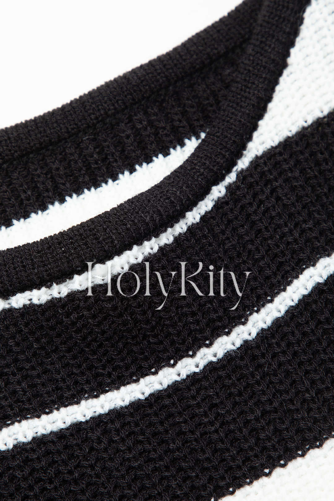 Gestreifter Strickpullover 