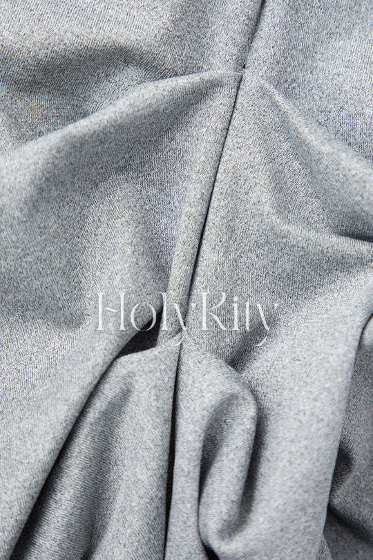 Rückenfreies Maxikleid mit tiefem V-Ausschnitt und Rüschen 