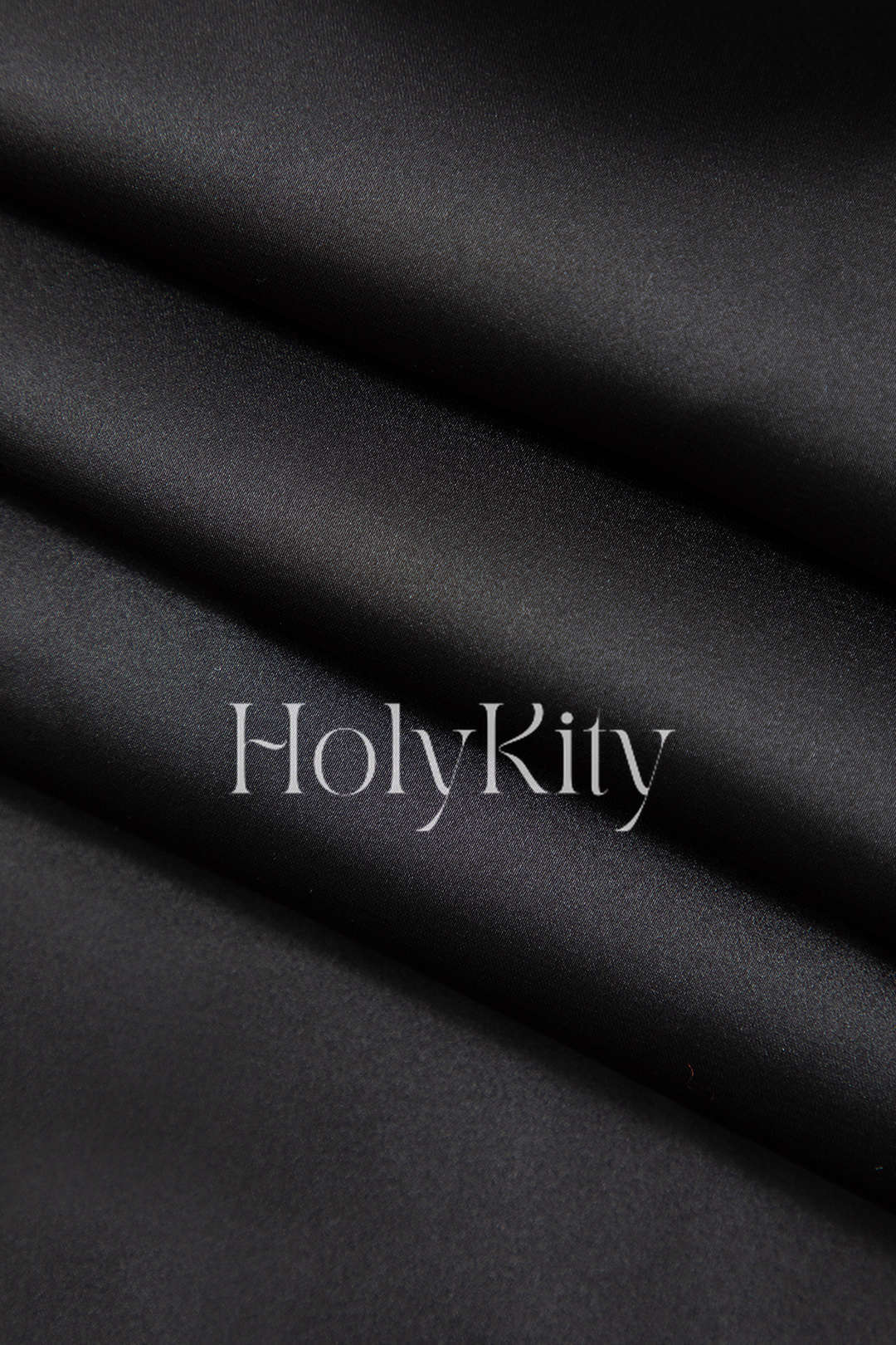 Maxikleid aus Satin mit V-Ausschnitt und Spitzenbesatz zum Binden vorn 